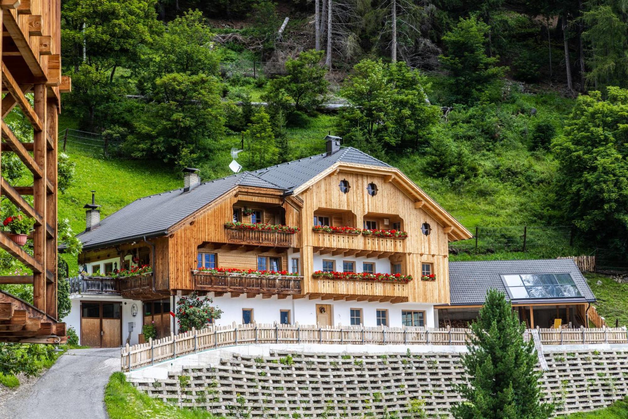 Farm Chalet Jusciara Badia  Bagian luar foto